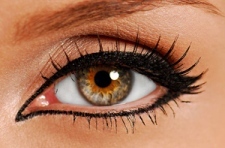 Как сделать стрелки на глазах Как сделать стрелки на глазах