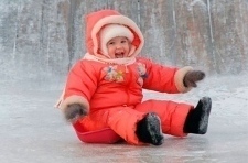 Как выбрать зимний комбинезон для ребенка Как выбрать зимний комбинезон для ребенка