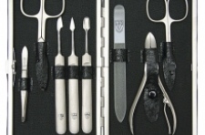 Как выбрать маникюрный набор